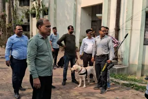 कोलकाता के पासपोर्ट कार्यालयों और डाकघरों को बम से उड़ाने की धमकी मिली, सुरक्षा एजेंसियां सतर्क