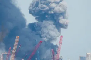 अमेरिकी का ईरान में हमला : होर्मुज जलडमरूमध्य के निकट मिसाइल ठिकानों पर की बमबारी, कहा- अंतरराष्ट्रीय जहाजों के लिए थी खतरा