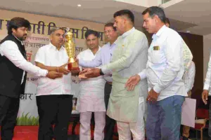 सहकारिता मंत्री गौतम कुमार दक ने ‘क्षेत्रीय उत्कृष्टता एवं श्रेष्ठता पुरस्कार-2025’ किए प्रदान, सहकारिता विभाग और एनसीडीसी के अधिकारी मौजूद 