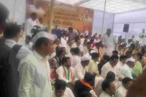 रसोई गैस किल्लत पर कांग्रेस का हल्ला बोल, डोटासरा-जूली ने लगाए गंभीर आरोप