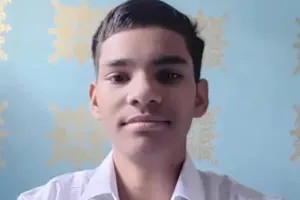 मजदूर के बेटे ने गणित-विज्ञान संकाय में 99.80% अंक हासिल कर पूरे प्रदेश में लहराया परचम, शिक्षा मंत्री ने फोन पर दी बधाई