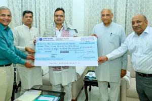 इंडिया स्टोनमार्ट 2026 की सफलता के बाद लघु उद्योग भारती ने सीडोस का लाइसेंस शुल्क मुख्यमंत्री को सौंपा, 2028 आयोजन के लिए मांगा सहयोग