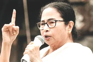 कुछ ‘मृत’ मतदाता अभी जीवित : ममता ने लगाया आरोप, बोली- जीवित लोगों को मृत बता रहा चुनाव आयोग