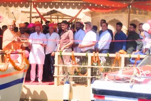 पर्यटन को मिलेगा नया आकर्षण : आमेर की मावठा झील में फिर चली नावें, 20 साल बाद शुरू हुई बोटिंग सेवा