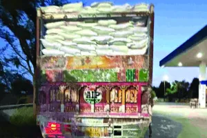 जयपुर में ओवरलोड वाहनों पर बड़ा एक्शन : 30 वाहन जब्त, लाइसेंस निलंबन की तैयारी