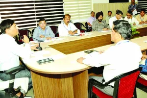 योजनाओं का आमजन तक पहुंचे लाभ : विभाग में नवनियुक्त कार्मिकों के प्रशिक्षण पर भी दिया जोर, समित शर्मा ने अधिकारियों को प्रगति बढ़ाने के दिए निर्देश