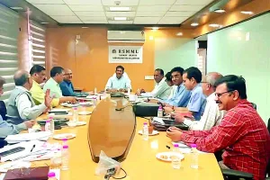 खान विभाग ने जुटाया 8,888 करोड़ का राजस्व : फील्ड स्तर पर राजस्व संग्रहण की रणनीति की तय, अधिकारियों के साथ की समीक्षा