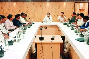 स्वच्छ सर्वेक्षण की तैयारियों को लेकर आयुक्त ने ली बैठक : अधिकारियों के साथ की विस्तृत बिन्दुओं पर चर्चा, कहा- बेहतर रैंक के लिए धरातल पर करने होंगे प्रयास