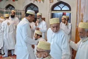 दाऊदी बोहरा समाज ने अदा की ईद-उल-फितर की नमाज, एक-दूसरे को दी मुबारकबाद