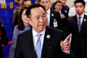 थाईलैंड पीएम अनुतिन चर्नविराकुल का दावा: ईंधन की कोई कमी नहीं, देश के नागरिकों से किया ईंधन का भंडारण न करने का आग्रह