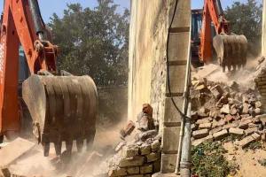  अवैध निर्माण एवं अतिक्रमण को लेकर जेडीए ने दो स्थानों से हटाए अतिक्रमण,  सरकारी भूमि को करवाया अतिक्रमण मुक्त 