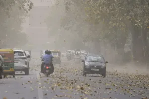 दिल्ली-एनसीआर में मौसम हुआ तूफानी: आईएमडी ने जारी किया ऑरेंज अलर्ट, जनजीवन बाधित