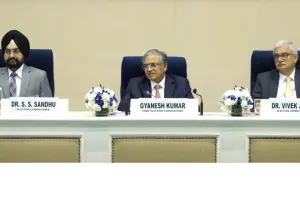 चुनाव आयोग ने की 4 राज्यों और ए​क केंद्र शासित प्रदेश में चुनाव की घोषणा : 9 से 29 अप्रैल के बीच होगा मतदान, पढें कब होगी मतगणना