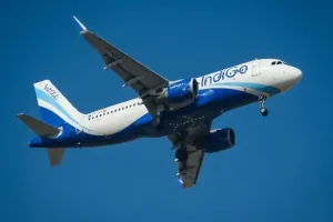 भारत से मैनचेस्टर जा रही इंडिगो फ्लाइट अचानक लौटी दिल्ली; इथोपिया बॉर्डर से लिया शॉकिंग यू-टर्न, यात्रियों में मचा हड़कंप