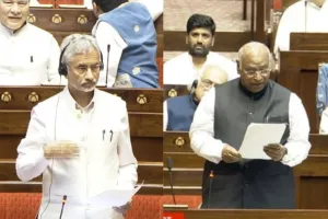 पश्चिम एशिया संकट पर विपक्ष के हंगामे के बीच लोकसभा की कार्यवाही तीन बजे तक स्थगित: सदन ने दी भारतीय क्रिकेट टीम को विश्व कप जीत की बधाई, जयशंकर ने दिया विस्तृत वक्तव्य 