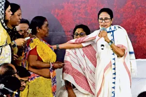 अंतरराष्ट्रीय महिला दिवस पर सीएम ममता बनर्जी ने दी देश की महिलाओं को शुभकामनाएं, गैस कीमतों में बढ़ोतरी को लेकर केंद्र पर साधा निशाना