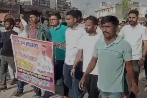 तरुण खटीक हत्याकांड के विरोध में सर्व हिंदू समाज का प्रदर्शन, SIT जांच व फास्ट ट्रेक कोर्ट में केस भेजने की मांग