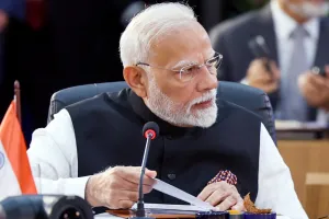 कोरोना काल की तरह धैर्य के साथ करना होगा पश्चिम एशिया संकट का मुकाबला: बिजली-पेट्रोलियम समेत कई अहम मुद्दों पर हुई चर्चा, साढ़े तीन घंटे चली पीएम मोदी की हाईलेवल मीटिंग