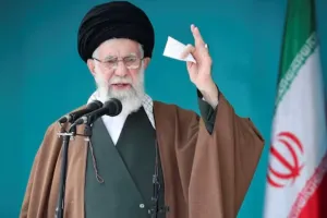 ईरानी मीडिया का दावा: अमेरिका-इजरायल हमले में खामेनेई की मौत, अब कौन बनेगा ईरान का अगला सुप्रीम लीडर?