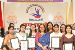 अंतरराष्ट्रीय महिला दिवस 2026: लखनऊ में 14 महिलाओं सहित बालिकाओं को वामा सारथी ने किया सम्मानित