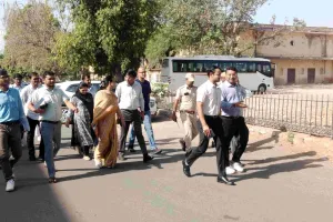 जयपुर में ‘सफाई सेवा मैराथन-2026’ का आगाज : 9000 कर्मियों के साथ शहर को चमकाने का संकल्प, सख्ती की दी चेतावनी