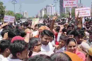 ओरण बचाओ आंदोलनकारी पहुंचे जयपुर : रविंद्र सिंह भाटी भी रहे  मौजूद, कानूनी संरक्षण की मांग को लेकर इकट्ठे हुए लोग 