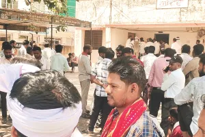 बाप विधायक प्रत्याशी के भाई की पीट-पीटकर हत्या : दो आरोपी पकडे़, तीसरे की तलाश जारी