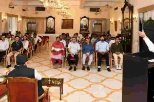 लोकभवन में राज्यों का स्थापना दिवस समारोह पूर्वक मनाया गया, राज्यपाल बागडे ने दी बधाई और शुभकामनाएं 