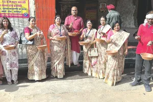 सोसाइटी ने एमआई रोड पर लगाई प्याऊ, ताकि भीषण गर्मी में लोगों को पीने के पानी की मिले सुविधा : राहगीरों को बांटे परिंडे, लोगों को परिंडे लगाने के लिए किया जागरूक