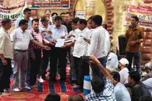 जोधपुर डिस्कॉम के निजीकरण के खिलाफ कर्मचारियों का बड़ा विरोध, सरकार को सौंपा मांग पत्र