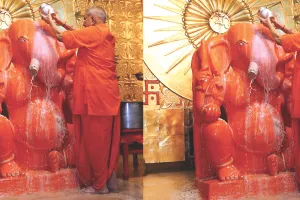 मोतीडूंगरी मंदिर में विघ्न विनाशक का हुआ पंचामृत अभिषेक : नई पोशाक और सोने-चांदी से निर्मित, विशेष लहरिया मुकुट कराया धारण 