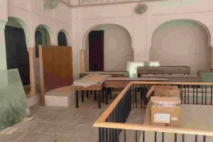 किशनपोल का विरासत संग्रहालय बदलेगा रूप : नए अंदाज़ में सजेगा इतिहास, केमिकल ट्रीटमेंट से संवारी जा रहीं प्राचीन धरोहरें