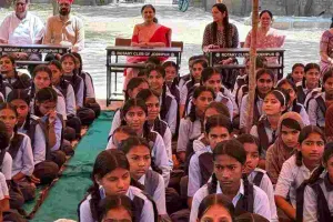 विद्यालय में फर्नीचर वितरण कार्यक्रम का औपचारिक उद्घाटन, शिक्षा सशक्तिकरण की दिशा में महत्वपूर्ण कदम 