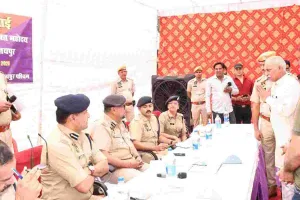 कमिश्नर ने चौमू थाने में की जनसुनवाई : आमजन की सुनी समस्याएं, मौके पर ही दिए समाधान के निर्देश 