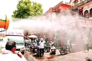 हीट वेव का कहर, तपती धूप से बेहाल हुआ जनजीवन : राहत में जुटा निगम, प्रमुख चौराहों पर लगाएगा ग्रीन नेट; गर्मी के मौसम में सड़कों पर किया जाएगा छिड़काव