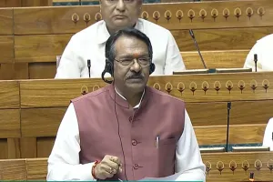 दिल्ली में ट्रैफिक होगा आसान : 3 महत्वपूर्ण  मार्गों पर बन रहे फ्वलाई ओवर, रास्ते होंगे सिग्नल फ्री; एक घंटे का रास्ता अब होगा 15 मिनट में पूरा