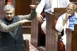 अश्विनी वैष्णव का लोकसभा में जवाब: रेलवे ने 2025-26 में 167 करोड़ टन माल का किया परिवहन, वित्त वर्ष में पिछले 50 वर्षों में सबसे कम रेल दुर्घटनाएं दर्ज