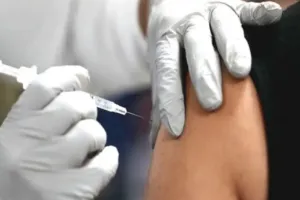 बांग्लादेश में ख़सरे का हाहाकार: लगातार बढ़ रहे मामलों ने उड़ाई प्रशासन की नींद, सरकार ने शुरू किया आपात टीकाकरण अभियान