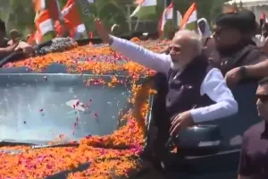 उत्तराखंड पहुंचे प्रधानमंत्री नरेंद्र मोदी : एशिया के सबसे लंबे एलिवेटेड कॉरिडार का करेंगे लोकार्पण, डाट काली मंदिर में की पूजा