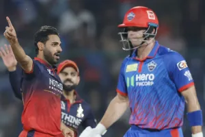 आईपीएल-2026 : रॉयल चैलेंजर्स बेंगलुरु ने दिल्ली कैपिल्टस को 9 विकेट से हराया, जॉश हेजलवुड और भुवनेश्वर कुमार ने बरपाया कहर