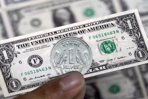 अंतर बैंकिंग मुद्रा बाजार रुपया 11 पैसे टूटा, 94.27 प्रति डॉलर पर पहुंचा