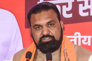 मुख्यमंत्री पद की शपथ लेते ही एक्शन मोड दिखें सम्राट : अधिकारियों के साथ विभागीय कार्यों की समीक्षा की, कहा-विकास योजनाओं में लापरवाही नहीं की जाएगी बर्दाश्त 