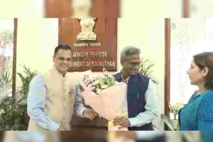 डेयरी विकास और पशुपालन को लेकर उच्चस्तरीय समीक्षा बैठक, विभिन्न योजनाओं और नवाचारों पर विचार-विमर्श 