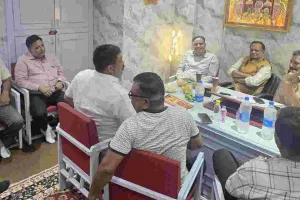अतिक्रमण हटाने और सफाई व्यवस्था पर सख्ती : व्यापार महासंघ और नगर निगम की बैठक में बने ठोस प्रस्ताव, बाजारों में यातायात बाधित करने वाले अस्थायी अतिक्रमण के मुद्दे पर की चर्चा
