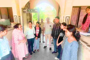 पर्यटन स्थलों पर इंटर्नशिप : छात्रों को मिल रहा किताबों से परे सीखने का मौका, एनईपी 2020 के तहत एक माह की पहल