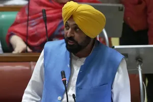 पंजाब विधानसभा में विश्वासमत पेश : सदन ने सर्वसम्मति से किया पारित, भगवंत मान ने कहा- आप पार्टी के विधायकों के टूटने की अफवाहें पूरी तरह निराधार