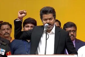 तमिलनाडु में विजय ने ली मुख्यमंत्री पद की शपथ : 9 अन्य मंत्री भी मंत्रिमंडल में शामिल, कांग्रेस ने निभाई बहुमत तैयार करने में अहम भूमिका