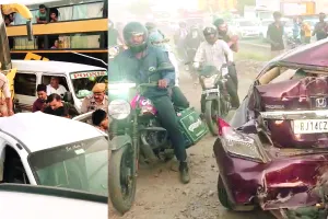 वीआईपी मूवमेंट में रुके वाहनों को तेज रफ्तार स्लीपर बस ने मारी टक्कर : गेट तोड़कर निकाले घायल, चालक गिरफ्तार