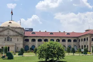 इलाहाबाद हाईकोर्ट की अहम टिप्प्णी, निजी शिक्षण संस्थानों के कर्मचारियों को जनगणना कार्य के लिए नहीं कर सकते बाध्य