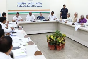 केरल में नई सरकार के गठन को लेकर गतिविधियां तेज: गुरूवार को होगी कांग्रेस विधायक दल की अहम बैठक, मुख्यमंत्री के नाम पर होगा फैसला